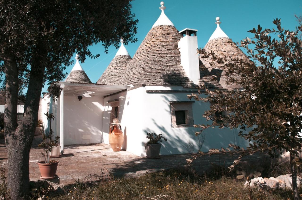 Trulli Sul Vignale in Masseria Santalachicca in Martina Franca, Italy