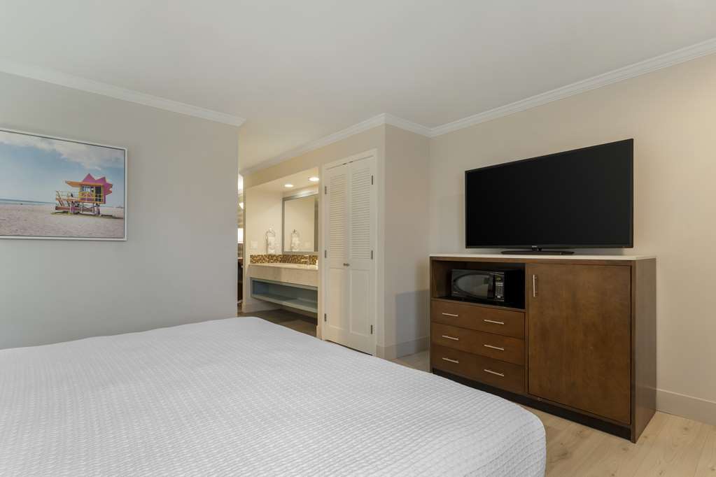 Best Western Plus All Suites Inn - photo 32