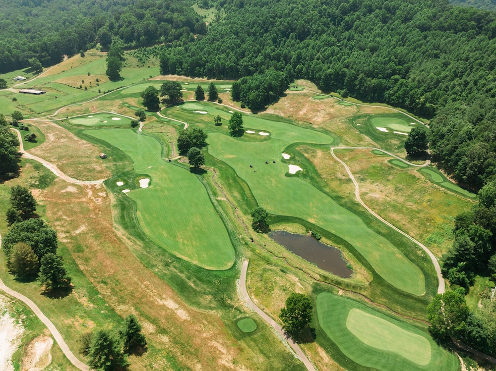Waynesville Inn and Golf Club Tapestry Collection by Hilton - photo 77