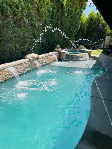 New Desert Private Oasis Pool Spa and Game room in Indio, United States