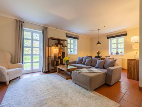 Feriendorf Rugana Komfortplus Appartement mit 1 Schlafzimmer und Terrasse B25 — 4-Star Luxury Hotel in Dranske, Germany
