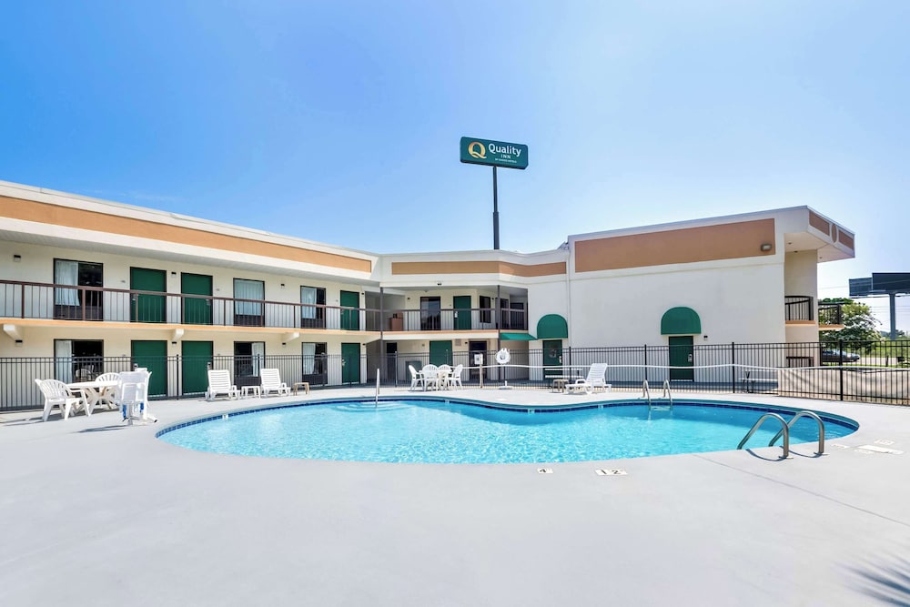 Quality Inn Selma Smithfield - photo 27