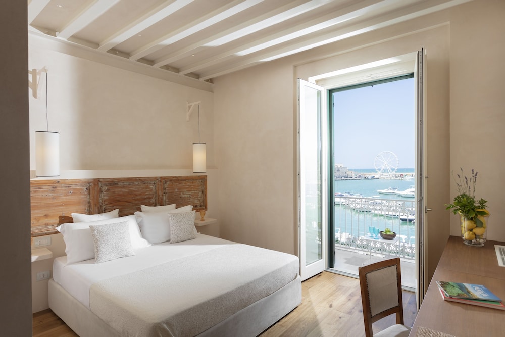 Dimore Marinare - carbon neutral hotel in Trani