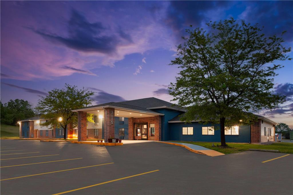 AmericInn by Wyndham Reedsburg - photo 5