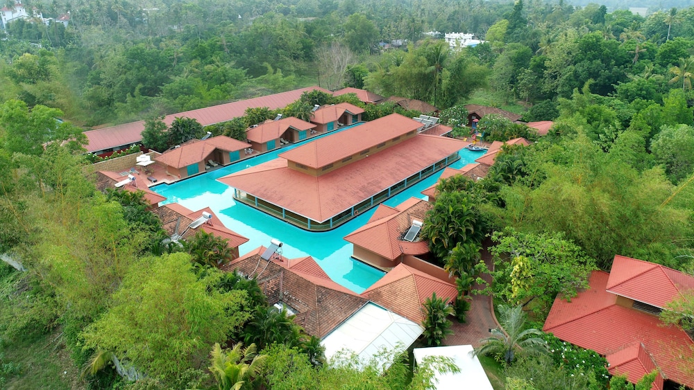 Saj Earth Resort - carbon neutral hotel in Aluva