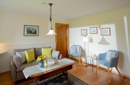 Sylter Seestern App Momme — 4-Star Luxury Hotel in Morsum, Germany