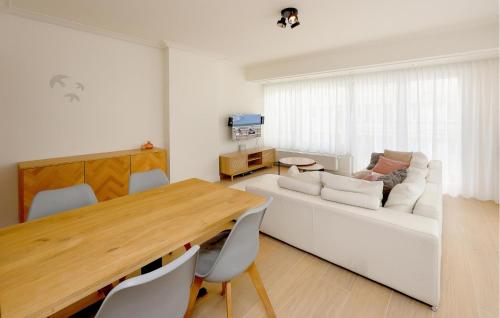 2 Bedroom Amazing Apartment In Oostende — Ostend — photo 3