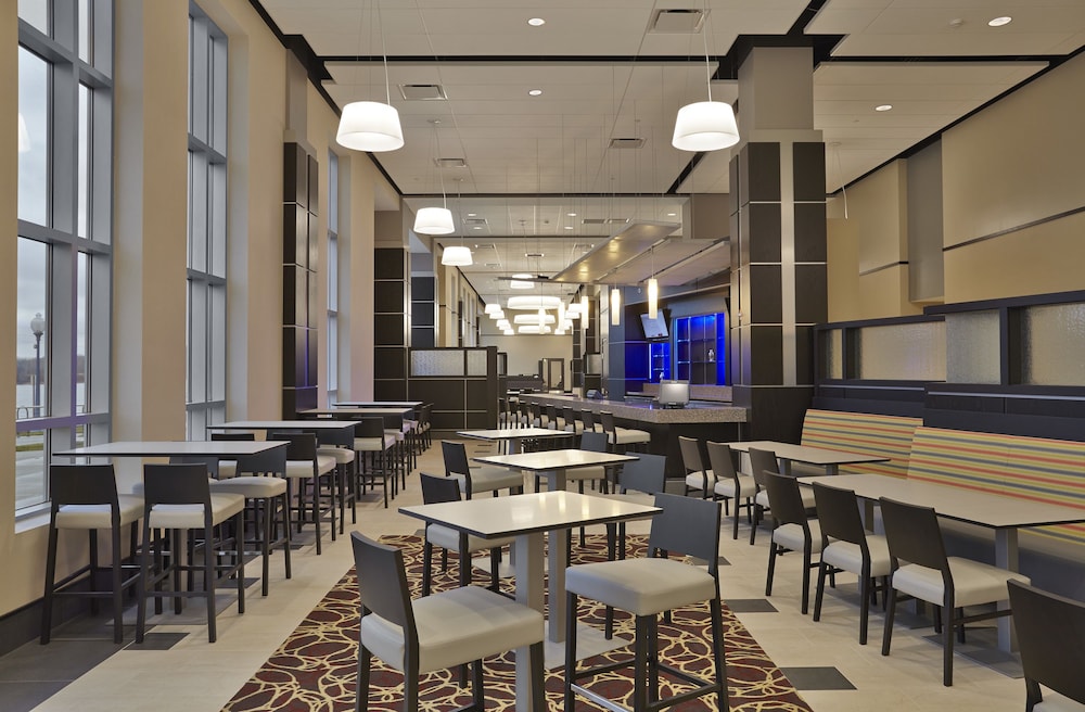 Doubletree By Hilton Lawrenceburg - photo 14