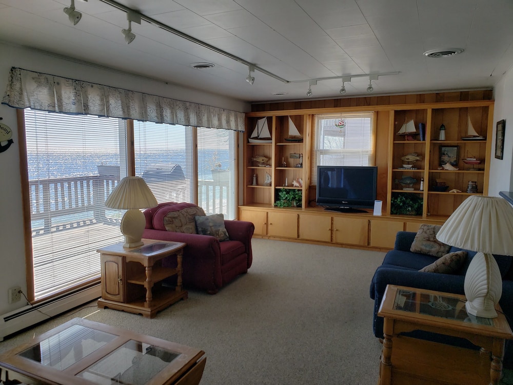 Algoma Beach Motel - photo 41