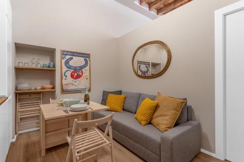 CRE12 Loreto Duomo Design Boho Chic — 4-Star Luxury Hotel in Milan, Italy