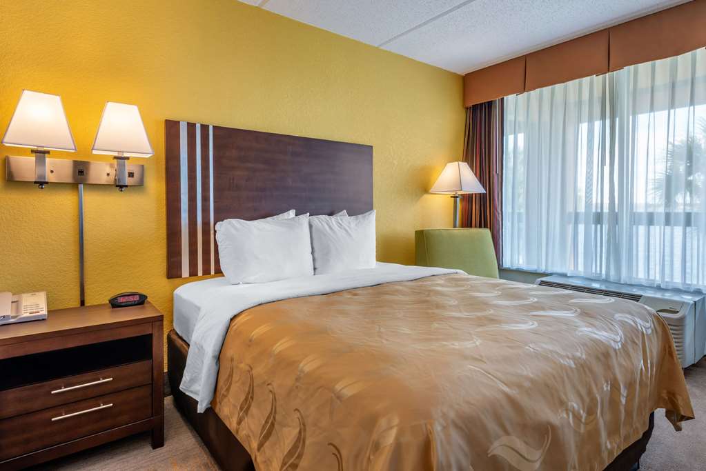 Quality Inn & Suites Palatka Riverfront - photo 8