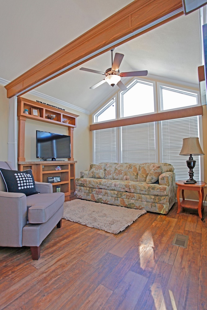 Lake Magic RV Resort - photo 12