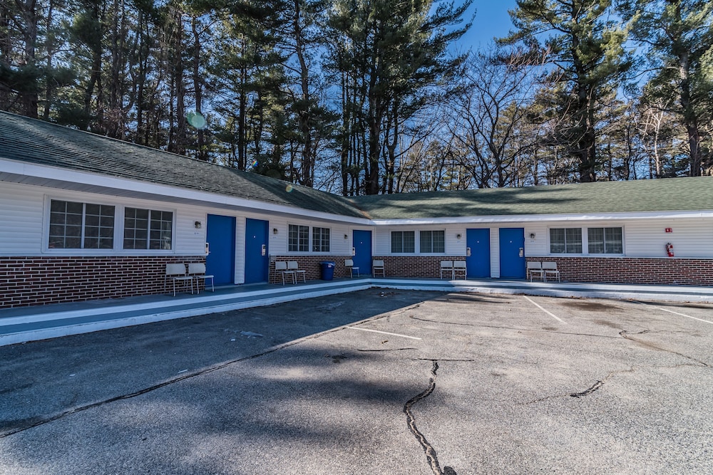 The Minuteman Inn - photo 24