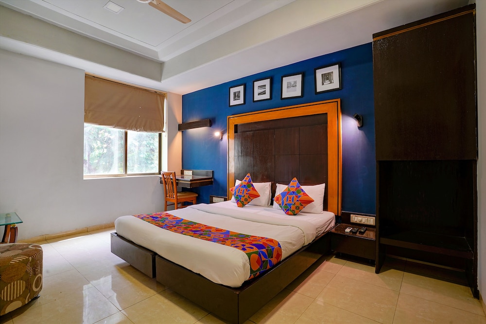 FabExpress Manas Residency - last minute hotel in Mumbai