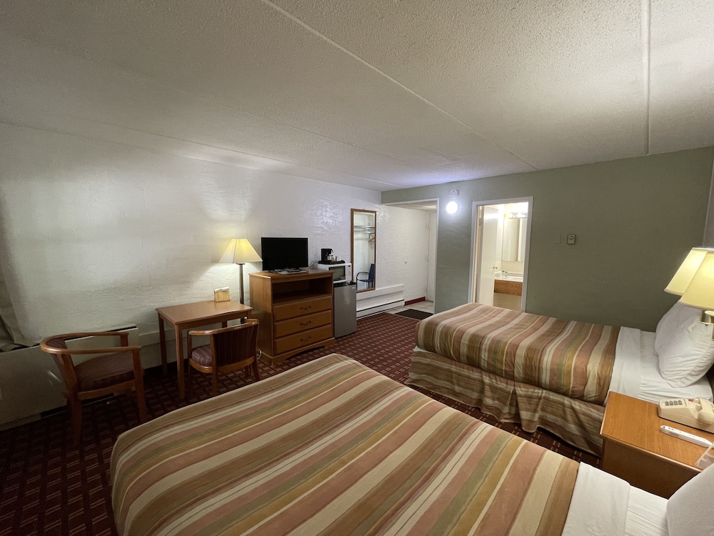 The Autumn Inn - photo 7