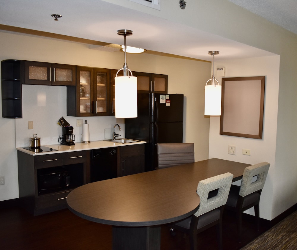 Candlewood Suites Indianapolis Downtown Medical District by IHG - photo 6