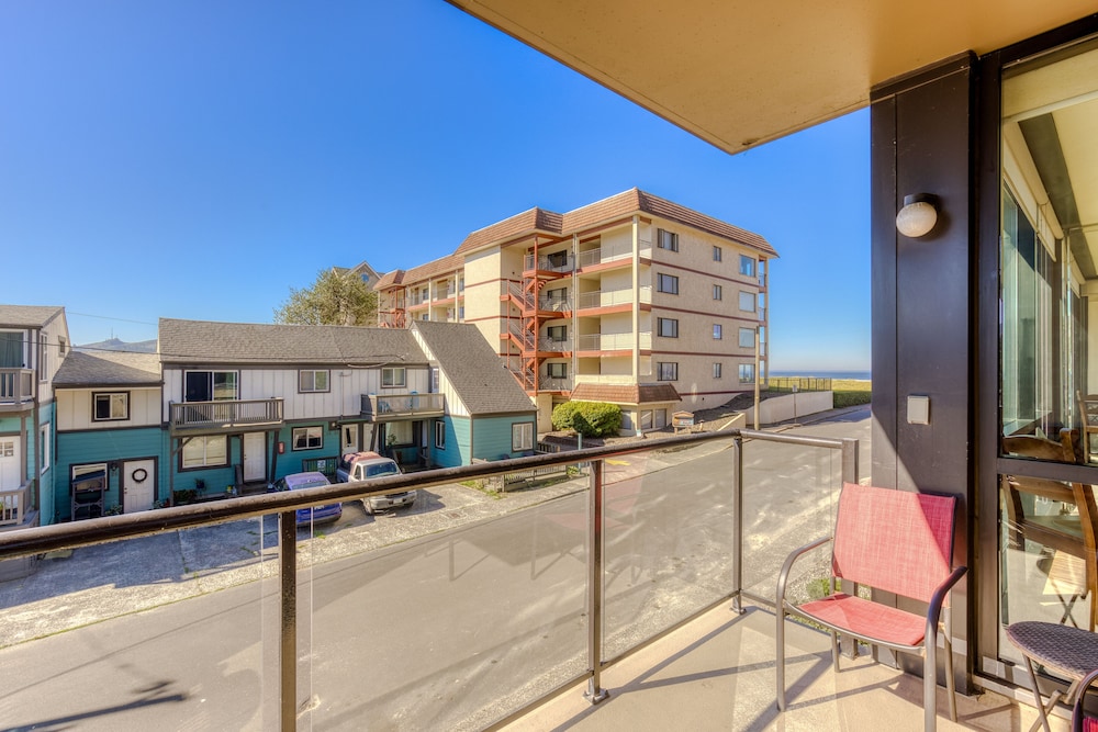 Sand & Sea Resort Condominiums - photo 801