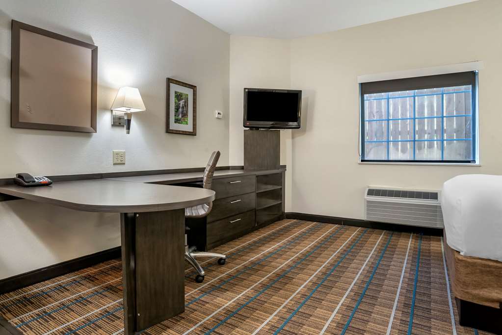 MainStay Suites Denham Springs Baton Rouge East - photo 8