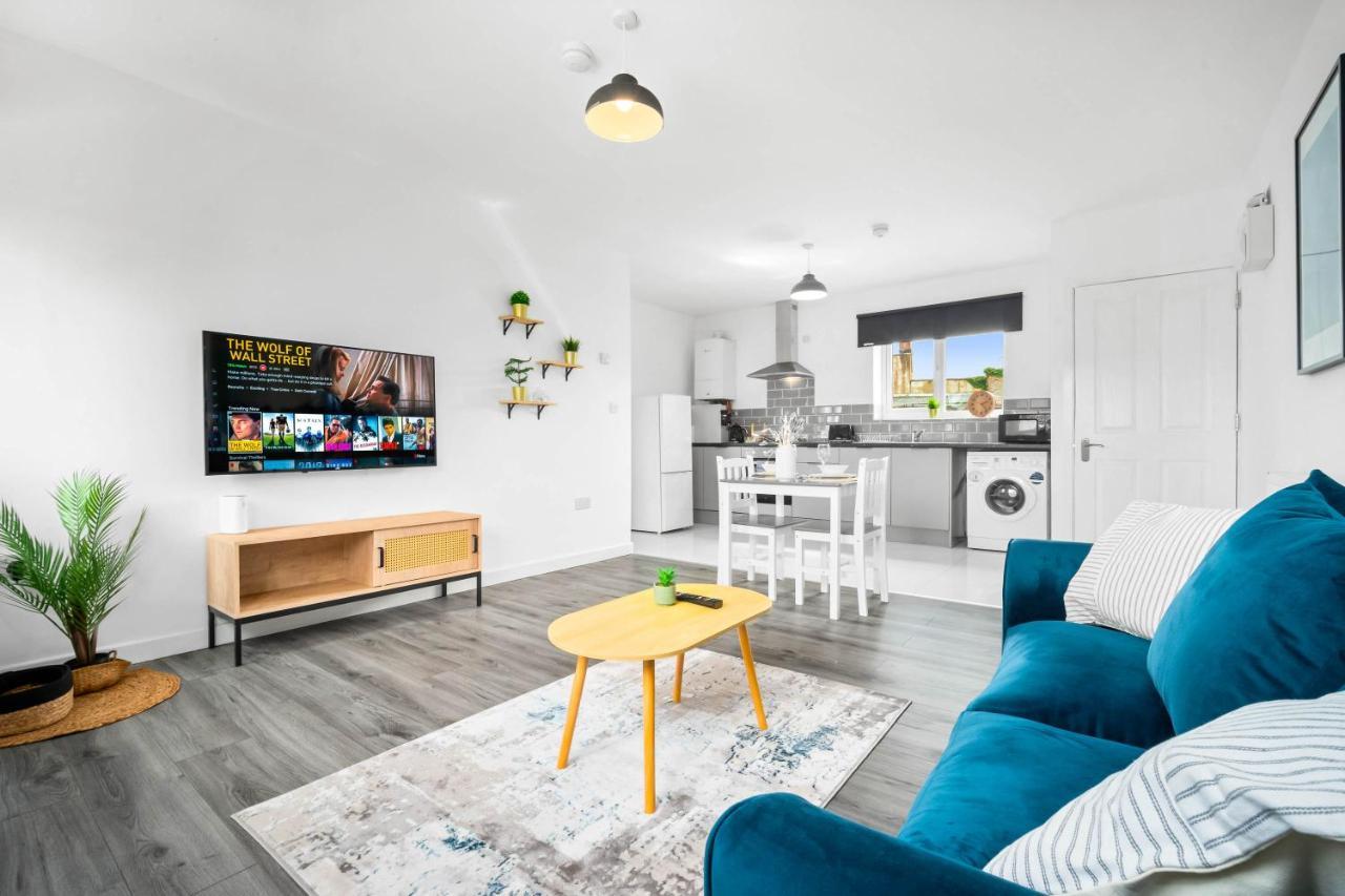 Stylish Apartment Parking Netflix 2MH — 4-Star Luxury Hotel in Birmingham, United Kingdom
