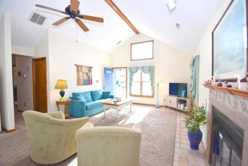 Kelly Road 710 by RedAwning - photo 16