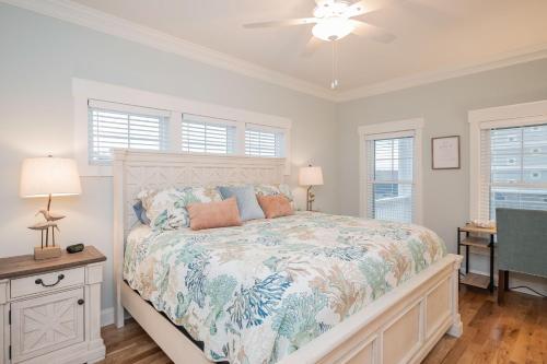 Pier Walker by Oak Island Accommodations - photo 17