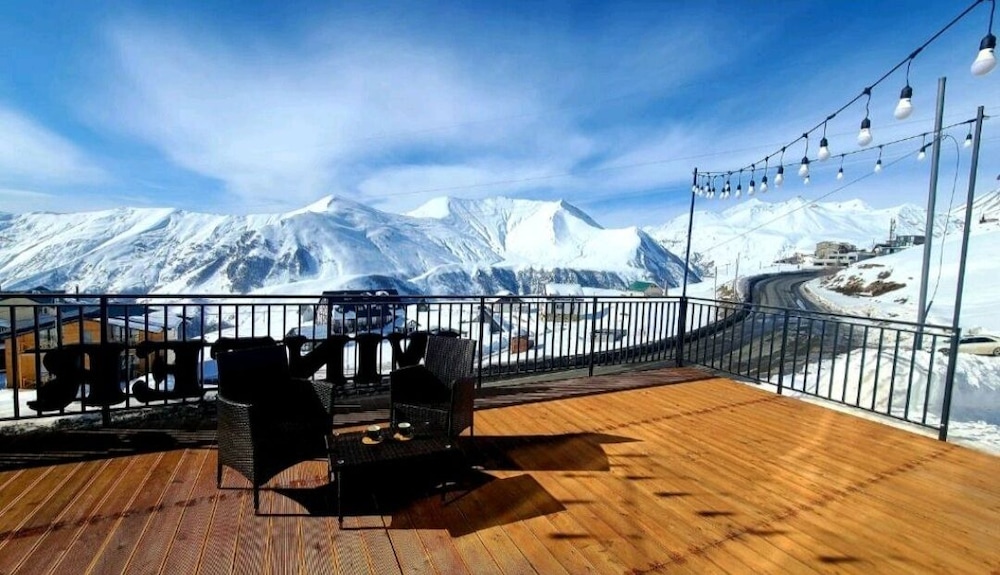Gudauri Winter House — 4-Star Luxury Hotel in Step'antsminda, Georgia