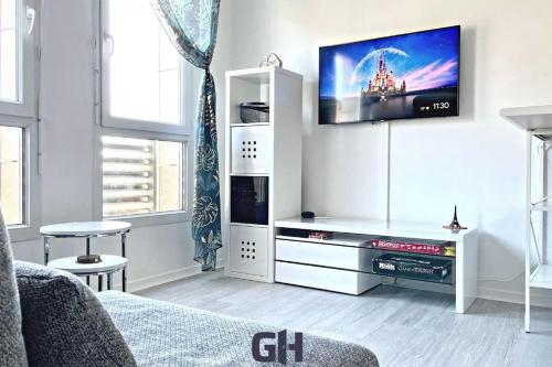 Le Cosyland Studio Disneyland Wifi in Montevrain, France