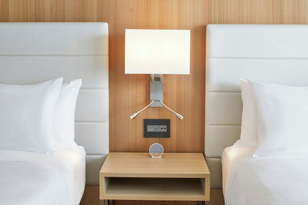 AC Hotel by Marriott Fort Lauderdale Beach - photo 19