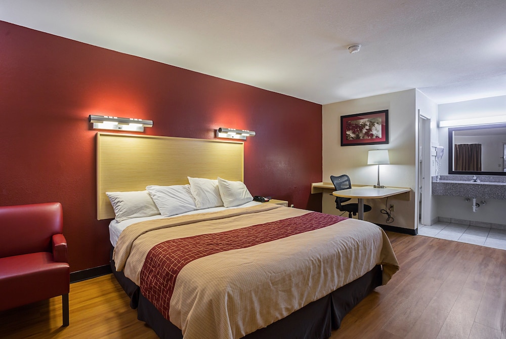 Red Roof Inn West Memphis AR - photo 16