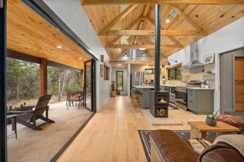 The Getaway near Jacob’s Well in Wimberley, United States