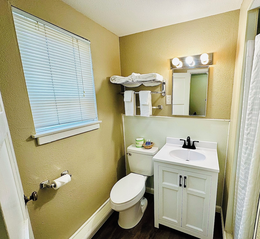 Sage N Sand Motel - photo 33