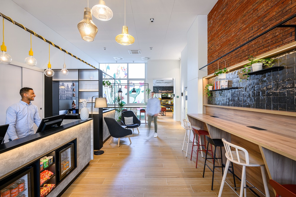 B&B HOTEL Brussels Centre Gare du Midi in Brussels, Belgium