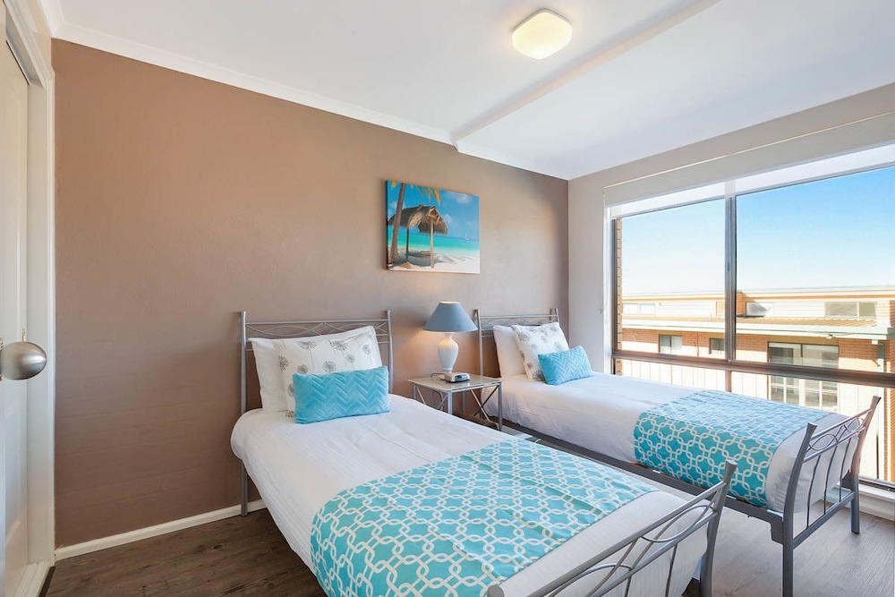 Panoramic Townhouses by Lisa — Merimbula — photo 5