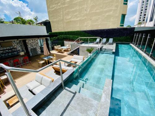 Eon City — 4-Star Luxury Hotel in Guatemala City, Guatemala