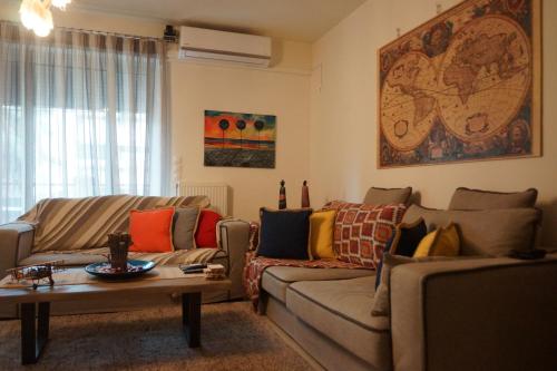 Georgina's cozy apartment Metropolitan Hospital — 4-Star Luxury Hotel in Piraeus, Greece
