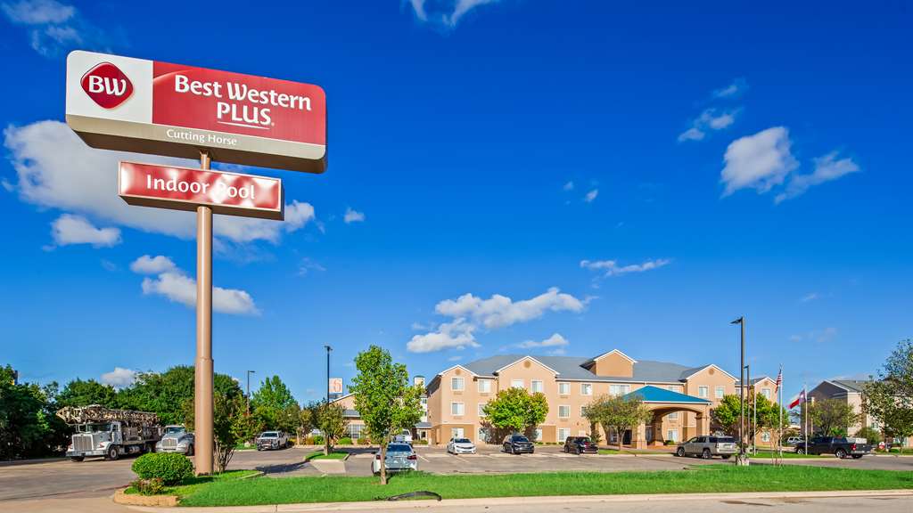 Best Western Plus Cutting Horse Inn & Suites - photo 2