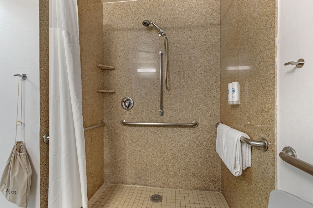 Comfort Inn Plano Dallas - photo 23