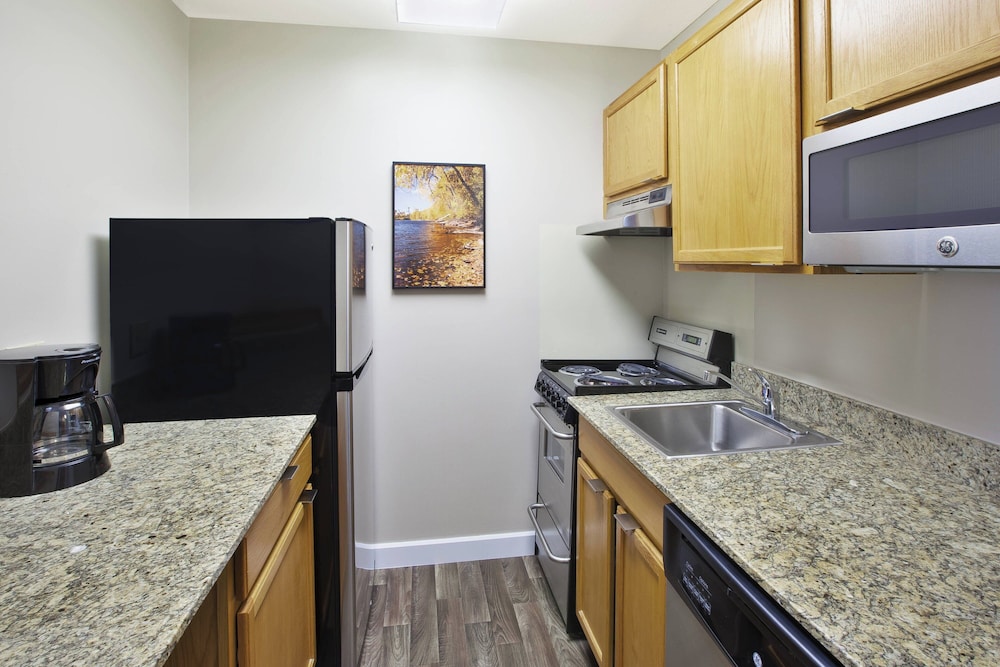 TownePlace Suites Marriott Minneapolis St Paul AirportEagan - photo 6