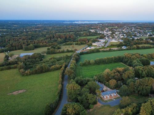 Ferme Du Rest Entre Terre Et Mer — Pleuven