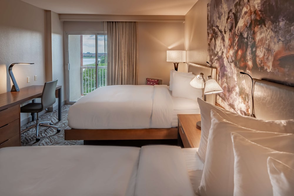 DoubleTree by Hilton Dallas Farmers Branch - photo 13