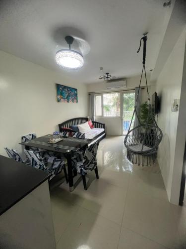 2Br Suite Shore Residences by JMS — 4-Star Luxury Hotel in Manila, Philippines