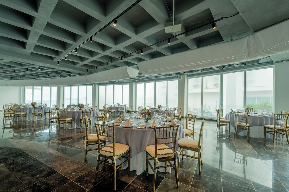 Reception hall