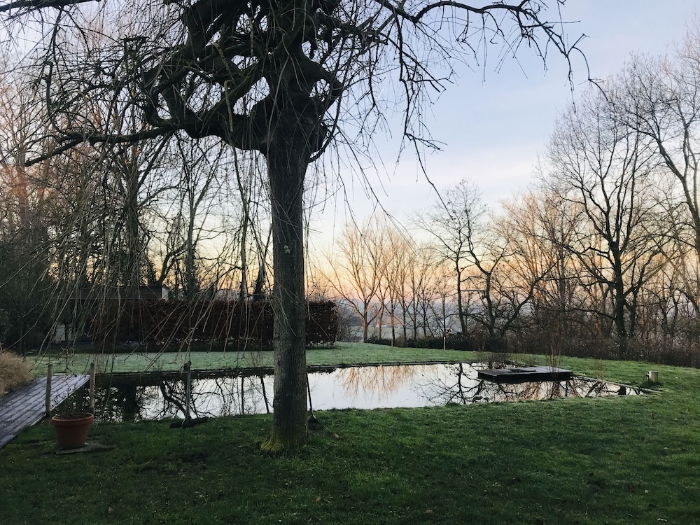 Panacée Guesthouses — hotel in Ronse