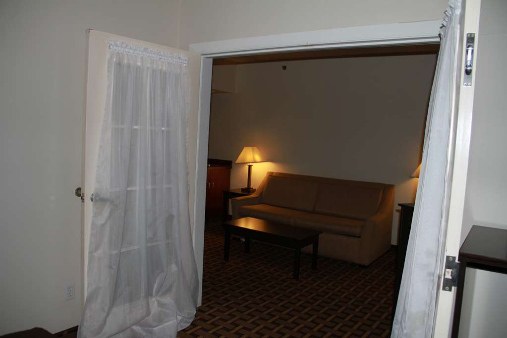 SureStay Plus Hotel by Best Western Coralville Iowa City - photo 29
