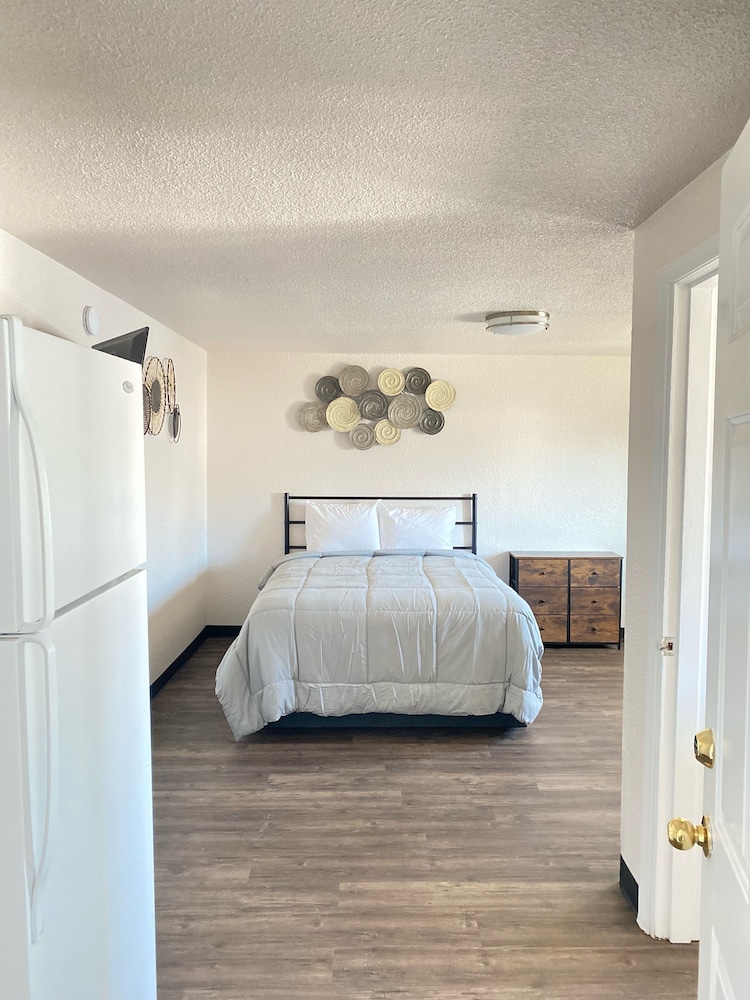 Baker City Motel & RV Park - photo 27