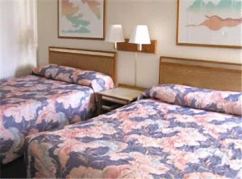 Colorado River Value Inn - photo 10