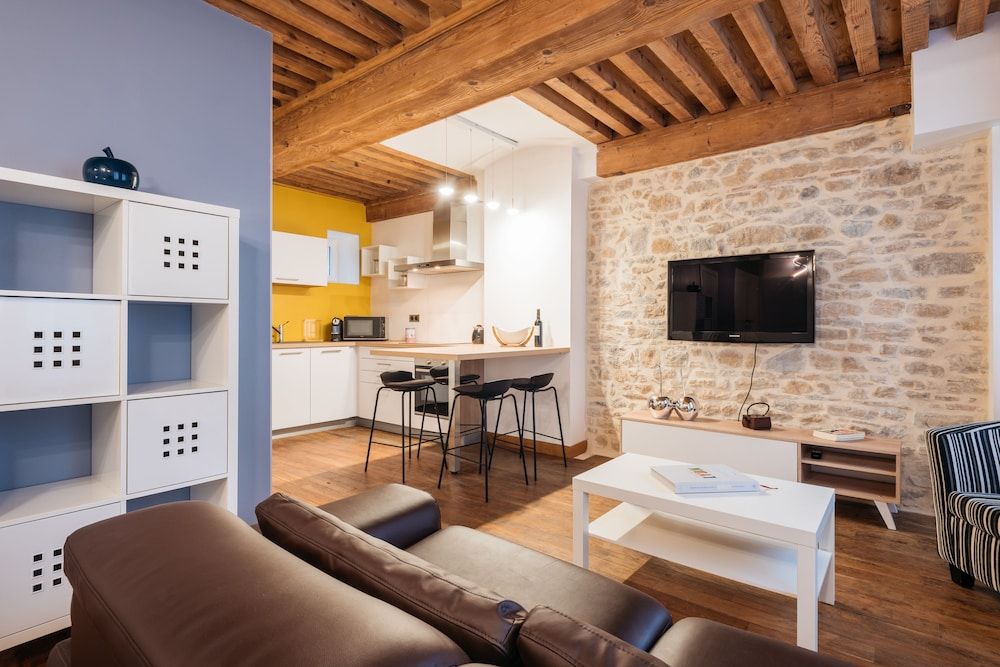 DIFY Royale Hotel de Ville in Lyon, France