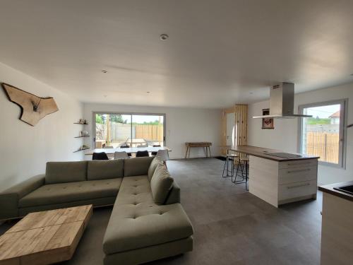 Les écuries - carbon neutral hotel in Secondigny