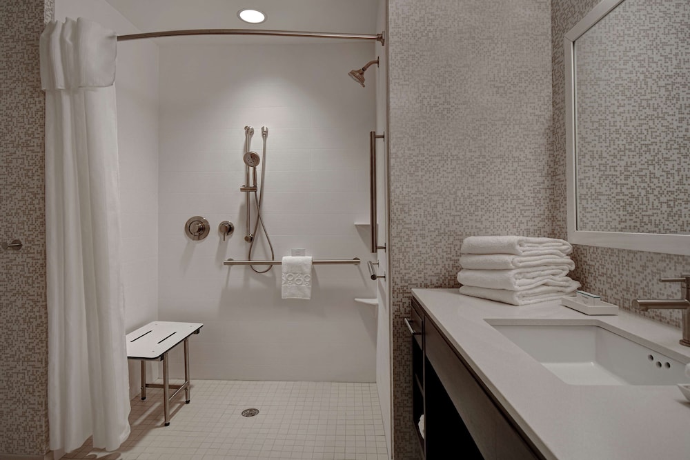 Home2 Suites by Hilton Las Vegas Northwest - photo 32