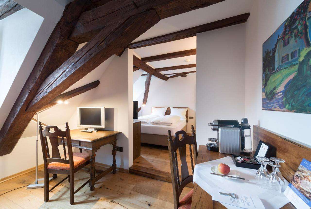 Hotel Ochsen Post — hotel in Tiefenbronn